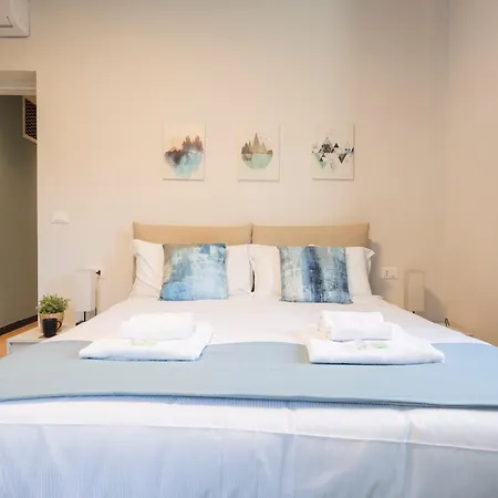 Casaviva - Comfy Trilo With Terrace In Lejlighed *